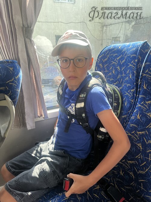 c22ac664.ID Photo.040614